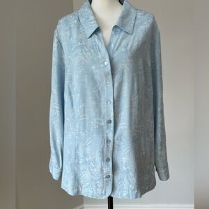 Cj Banks new with tag top in a size 3X nice soft blue color